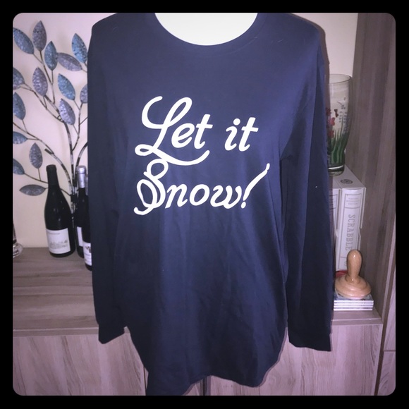 Tops - ❤️3/$28❤️ Let It Snow Lightweight Top 2596